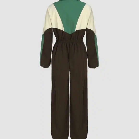 Long sleeved parachute jumpsuit. - Picture 4 of 4